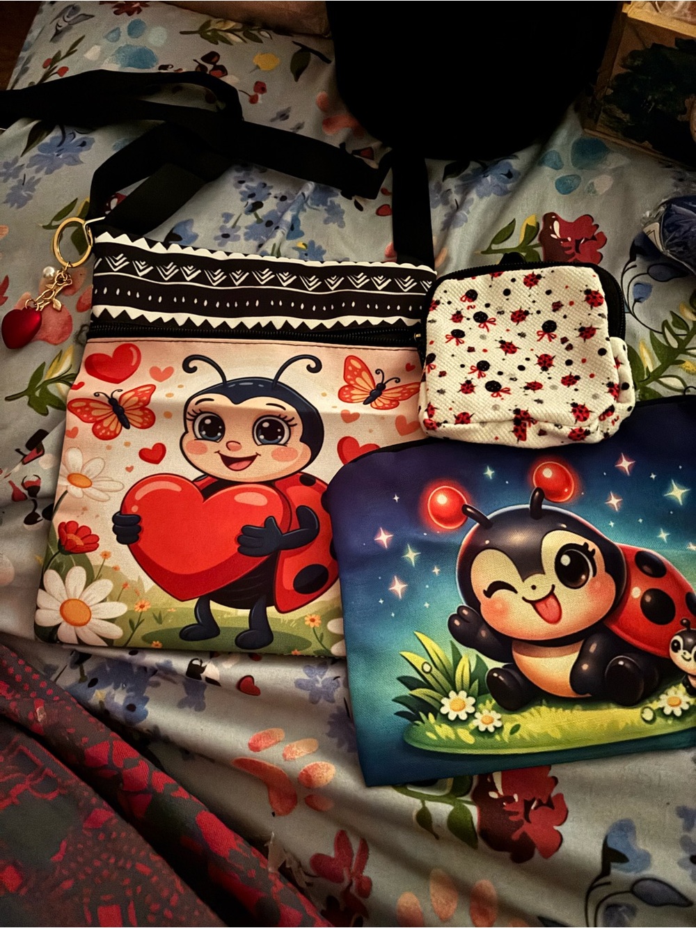 3 piece Ladybug Crossbody Purse makeup bag and c– Red/Black Cute Cartoon Design